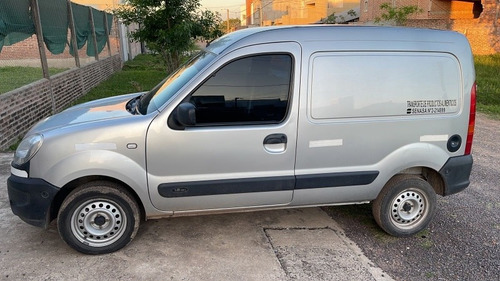 Imagen 2 de 6 de Renault Kangoo 2016 1.6 Furgon Ph3 Confort 1plc
