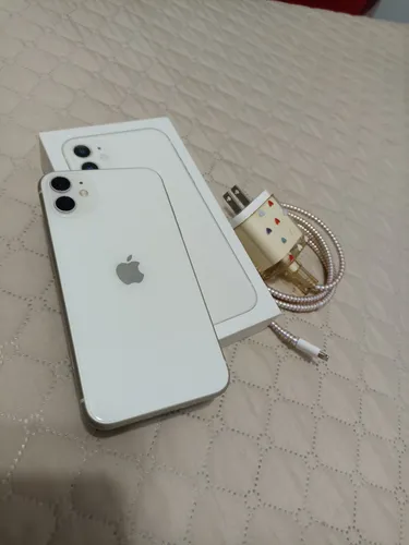 Apple iPhone 11 (128 Gb) - Blanco (Usado)