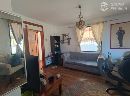 Casa En La Cisterna