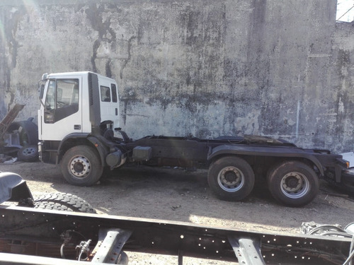 Imagen 13 de 15 de Iveco 260e25 6x4 Doble Diferencial Tatu Chasis Año 2014