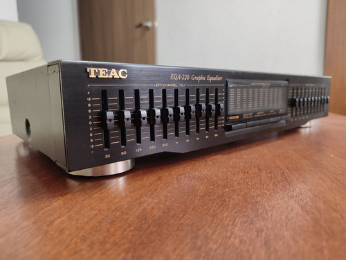 Ecualizador Teac Modelo Eqa-220 Ii