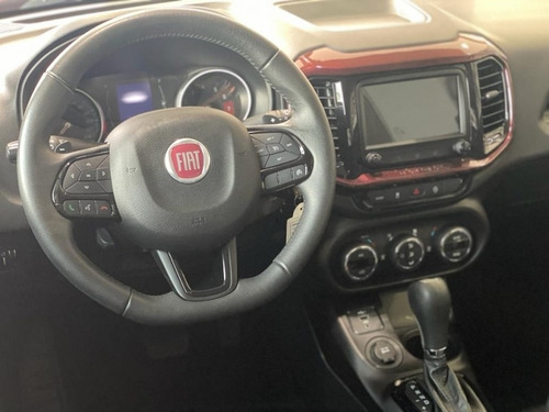 Imagem 10 de 15 de Fiat Toro Freedom