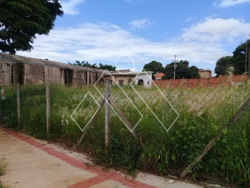 Imagem 3 de 3 de Terreno De Esquina Tanto Comercial Como Residencial - Mi1167