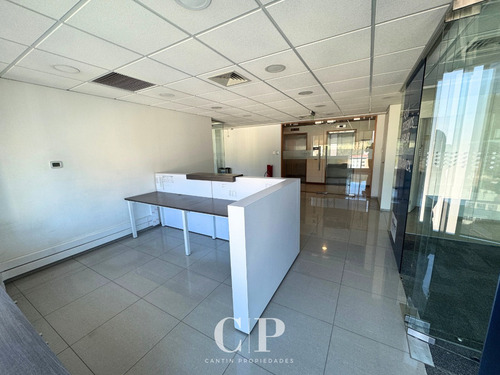 Moderna Y Amplia Oficina En Céntrico Edificio De Concepción