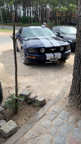 Imagen 2 de 23 de Ford Mustang 2006 5.0 Coupe V8 Gt