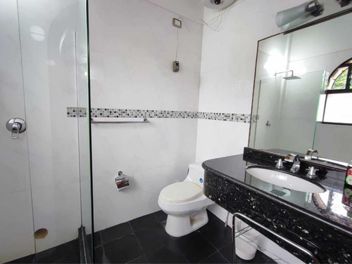 Imagen 18 de 30 de En Venta Exclusiva Propiedad En Urb Privado El Feudo