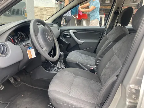 Renault Logan 1.6 Expression