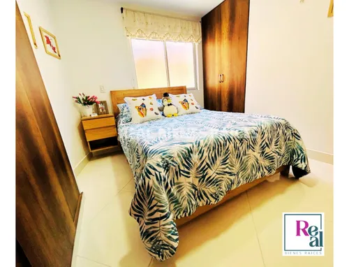 Apartamento En Segundo Piso Con Ascensor Excelente Ubicación