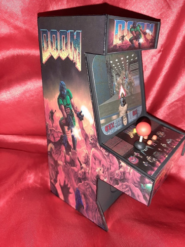 Alcancía Doom Arcade