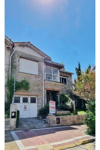 Chalet 5 Amb. A Metros Del Mar - Aristóbulo Del Valle Y Castelli