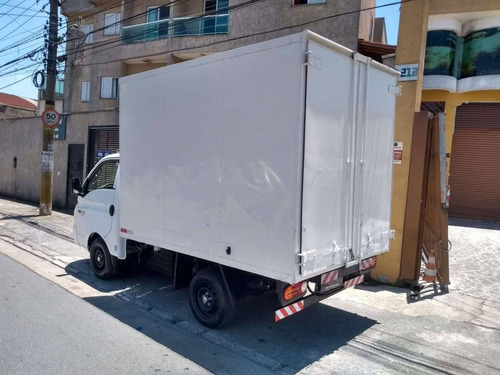 Imagem 2 de 15 de Hyundai Hr 2.5 Longo Sem Caçamba 4x2 16v 130cv Turbo
