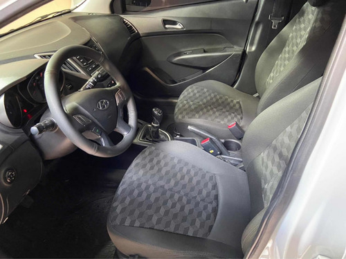 Imagem 6 de 7 de Hyundai Hb20 2016 1.6 Comfort Style Flex 5p
