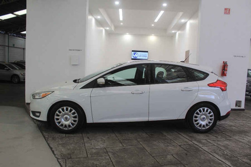 Imagen 8 de 15 de Ford Focus 2015 5p Se L4 2.0 Aut