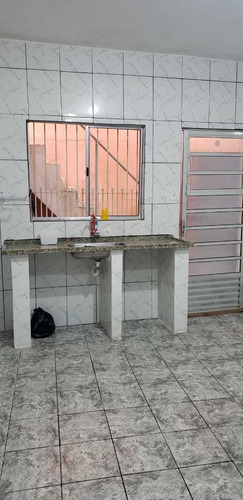 Imagem 10 de 13 de Casa 4 Cômodos