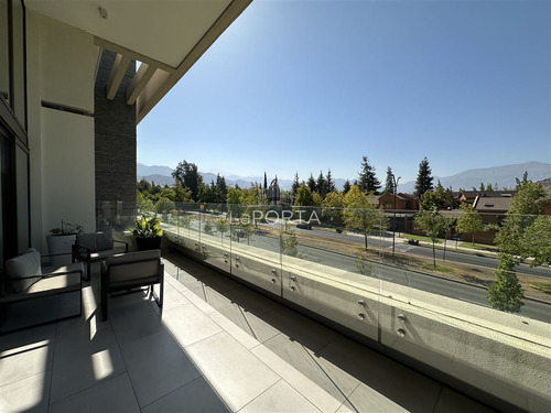 Departamento En Venta De 4 Dorm. En Lo Barnechea
