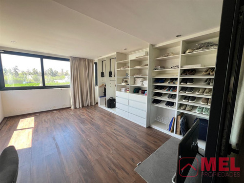 Parcela En Venta De 4 Dorm. Mas Servicio En Chicureo