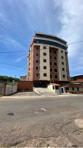 Apartamentos En Venta En San Cristobal.