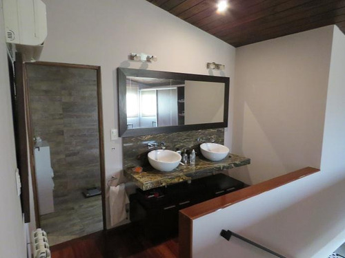 Casa De 4 Dormitorios En Venta - Pileta - Hostal Del Sol - San Eduardo - Aldea
