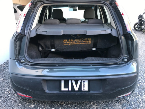 Fiat Punto Attractive 1.4 Año 2013 - Liv Motors