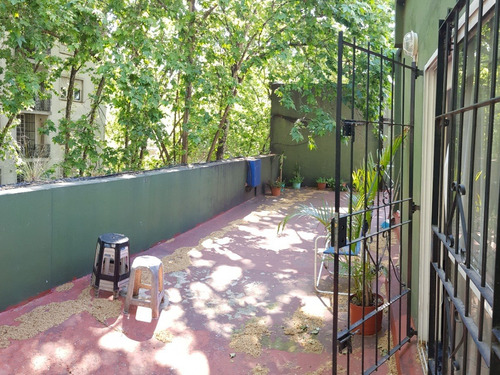 Imagen 20 de 22 de Juan Ramírez De Velazco Al 300, Villa Crespo. Ph Sin Expensas. Piso 3 Por Escalera. 2 Ambientes. Ultra Luminoso. Living Con Gran Ventanal Y Salida Directa A Gran Terraza Del Edificio. Baño Completo
