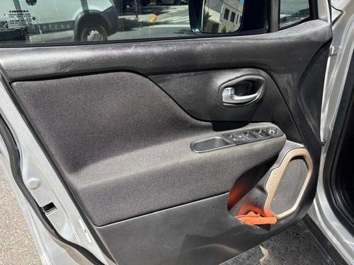 Jeep Renegade 1.8 Sport Plus