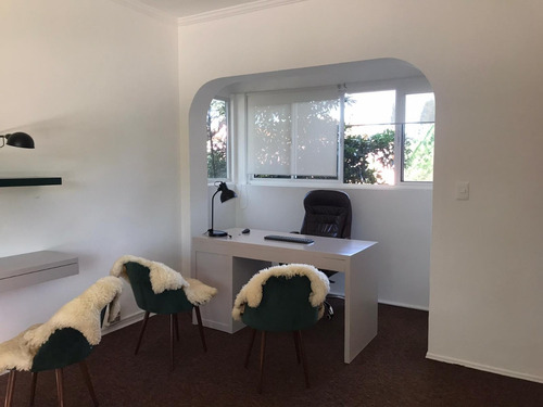 Edificio En Venta Ideal Para Oficina En Carrasco Sur!