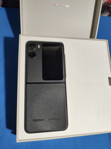 Oppo Find N2 Flip Bundle Black