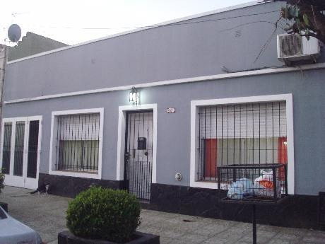 Imagen 2 de 14 de Casa En Venta En Moron Sur