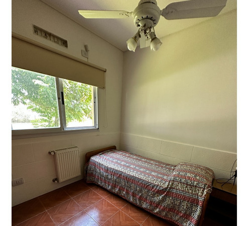 Imagen 16 de 25 de Venta- Impecable Casa En Barrio La Magdalena