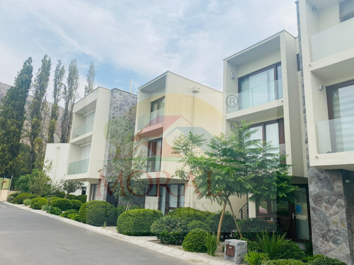 Depto Dúplex Arriendo Chicureo 3 Hab 2 Bañ Terraza Parrilla