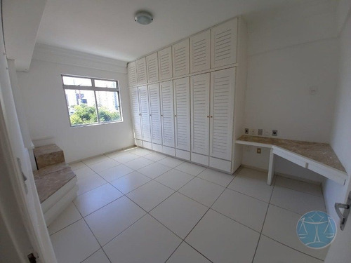 Imagem 15 de 15 de Apartamento Enorme E Muito Bem Localizado Em Uma Das Principais Avenidas Da Cidade. - V-11518