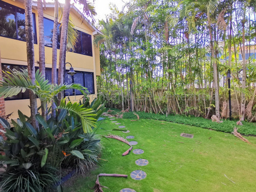 Venta De Casa\ Urbanización Miranda Mg 5-12699