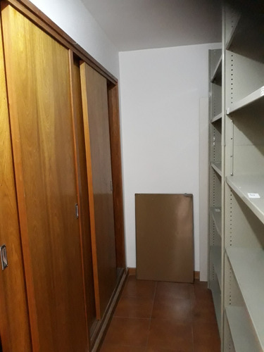 Imagen 6 de 9 de Dueño Alquila Oficina Alsina 1600