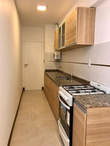 Imagen 10 de 12 de Venta 3 Ambientes Con Balcon - Zona Centro