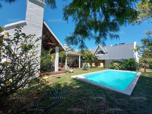 Excelente Oportunidad En Venta!! Casa Con Pileta En La Barra.-ref:30109