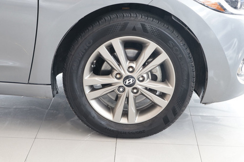 Imagen 15 de 15 de Hyundai Elantra 2018 2.0 Gls Premium At