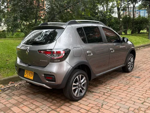 Renault Stepway 1.6 Intens Cvt