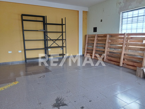 Imagen 9 de 10 de Se Vende Galpón En El Centro, Calle La Planta, Av. Orinoco