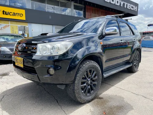 Toyota Fortuner 3.0 Sr5