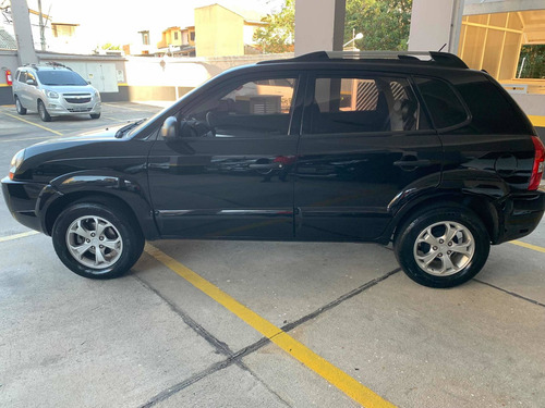 Imagem 8 de 9 de Hyundai Tucson 2010 2.0 Gl 4x2 5p