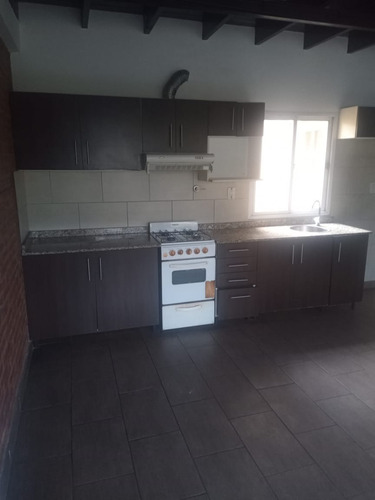 Amplio Depto 3 Ambientes Tipo Dúplex // En Venta // Av. Mosconi Al 2400 - Ramos Mejía