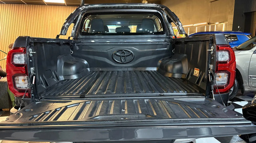 Toyota Hilux Pick-Up 2.8 Cd Srx 204Cv 4X4 At