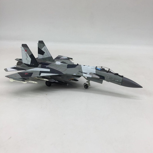 Luchador Ruso Su-35 1/100 Fundido A Presión Con Soporte, Mod