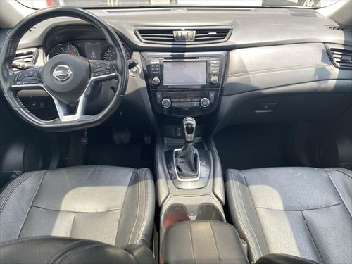 Nissan X-Trail 2.5 Exclusive 3 Row Cvt