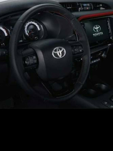Toyota Hilux V6 Gazoo Racing 4x4