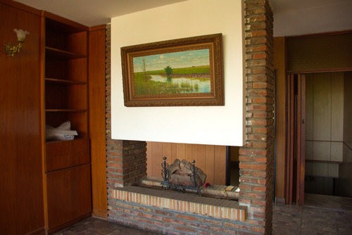 Venta Casa Barrio Las Delicias, Zona Sur.