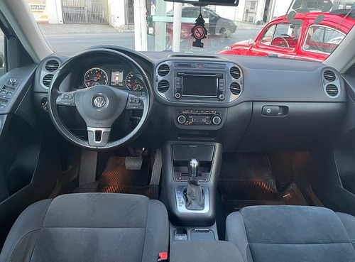 Imagem 8 de 13 de Volkswagen Tiguan 2.0 Tsi 2013