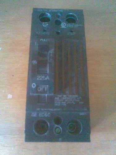 Breacker Tqd 2x150 G/e 240 Volt