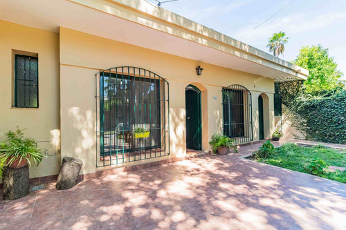Imagen 2 de 30 de Casa Venta, 4 Amb,lahorqueta,boulogne,lote 200 Mt