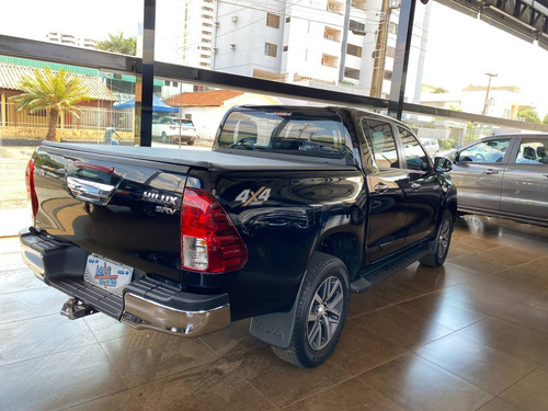 Imagem 3 de 8 de Toyota Hilux 2.8 Srv 4x4 Cd 16v Diesel 4p Automático